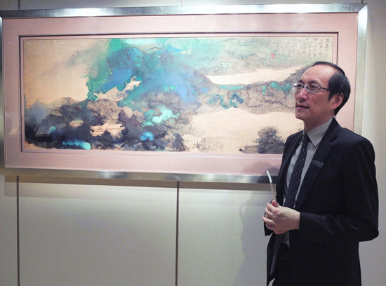 香港苏富比中国书画部主管张超群先生介绍重点拍品《招隐图》  