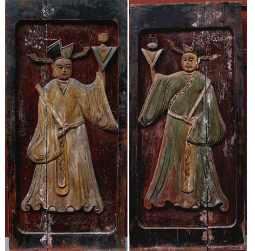 千年古剎二佛寺內發現的兩幅古木雕畫。合川區旅遊局供圖