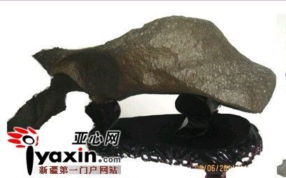 新疆藏友称自己一块藏石价值30万 寻求鉴定