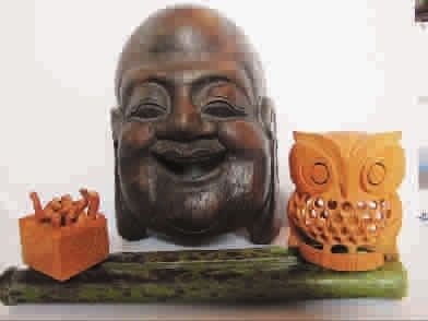 弥勒佛造像竹雕