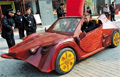 江西農民10萬自製紅木轎車