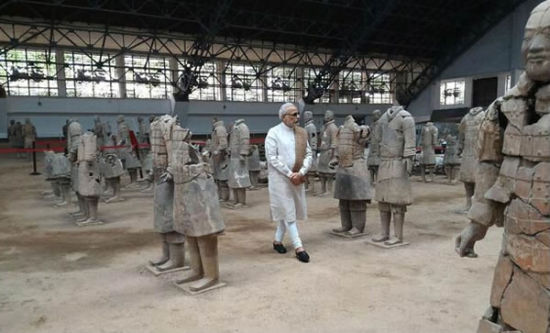 印度总理莫迪参观秦始皇兵马俑博物馆