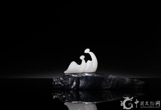 2014年秋拍一组白玉雕作品《极乐世界》拍得6400万