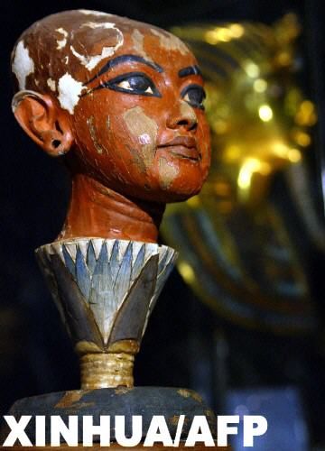 图特卡蒙的木乃伊至今仍保存在位于埃及南方尼罗河西岸沙漠的帝王谷的墓中。新华社/法新