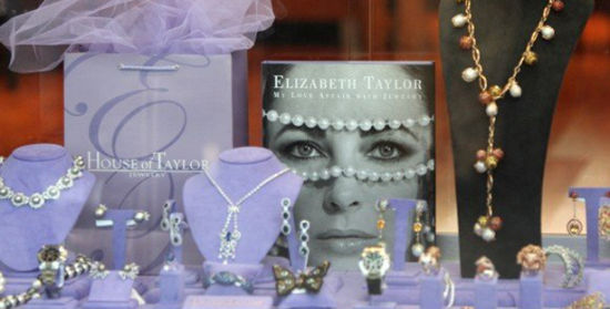 伊莉莎白·泰勒和她的珠宝
