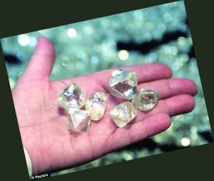 “和平”矿场的钻石每颗超过50克拉，但仍比不过新发现的“珀匹盖钻石场”。