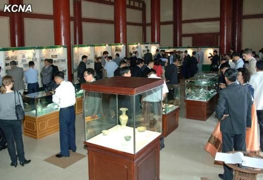 朝鲜和法国15日在朝鲜民俗博物馆举办了开城联合发掘展示会。