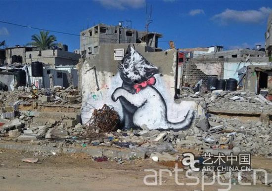 班克斯作品现身加沙 废墟上涂鸦呼吁和平