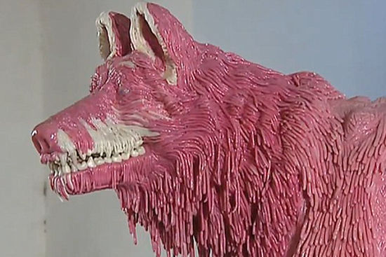 意艺术家制作泡泡糖雕塑 每件售价达5万欧元