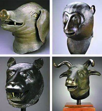 圆明园青铜兽首之猪首、猴首、虎首、牛首。