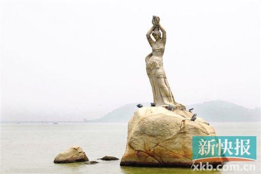 著名雕塑家潘鹤的得意之作《珠海渔女雕像》。资料图