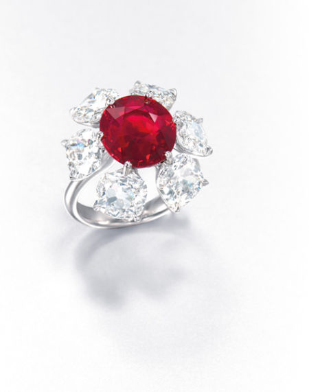Etcetera-6.04ct-pigeon-blood-Burma-ruby-and-diamond-ring