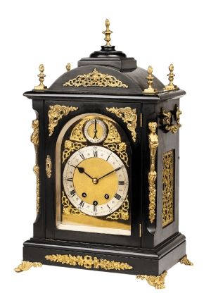 英国维多利亚式铸铜镶饰乌木台钟