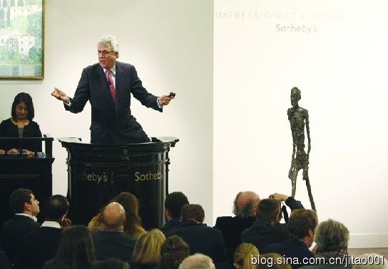 贾科梅蒂 铜雕 《行走的人》以6500万英镑拍出