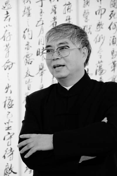 张飙，中国书法家协会顾问、中国书法家协会中直分会会长